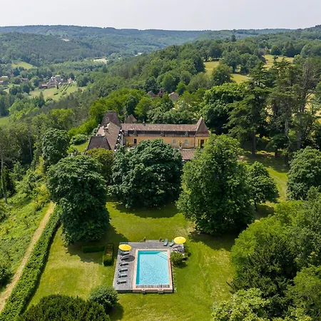 Enchanting Dordogne Chateau With Pool 别墅