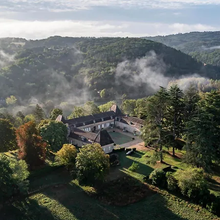 Enchanting Dordogne Château With Pool Villa